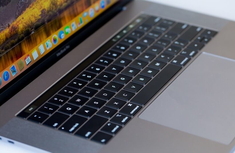 shutdown macbook pro with keyboard